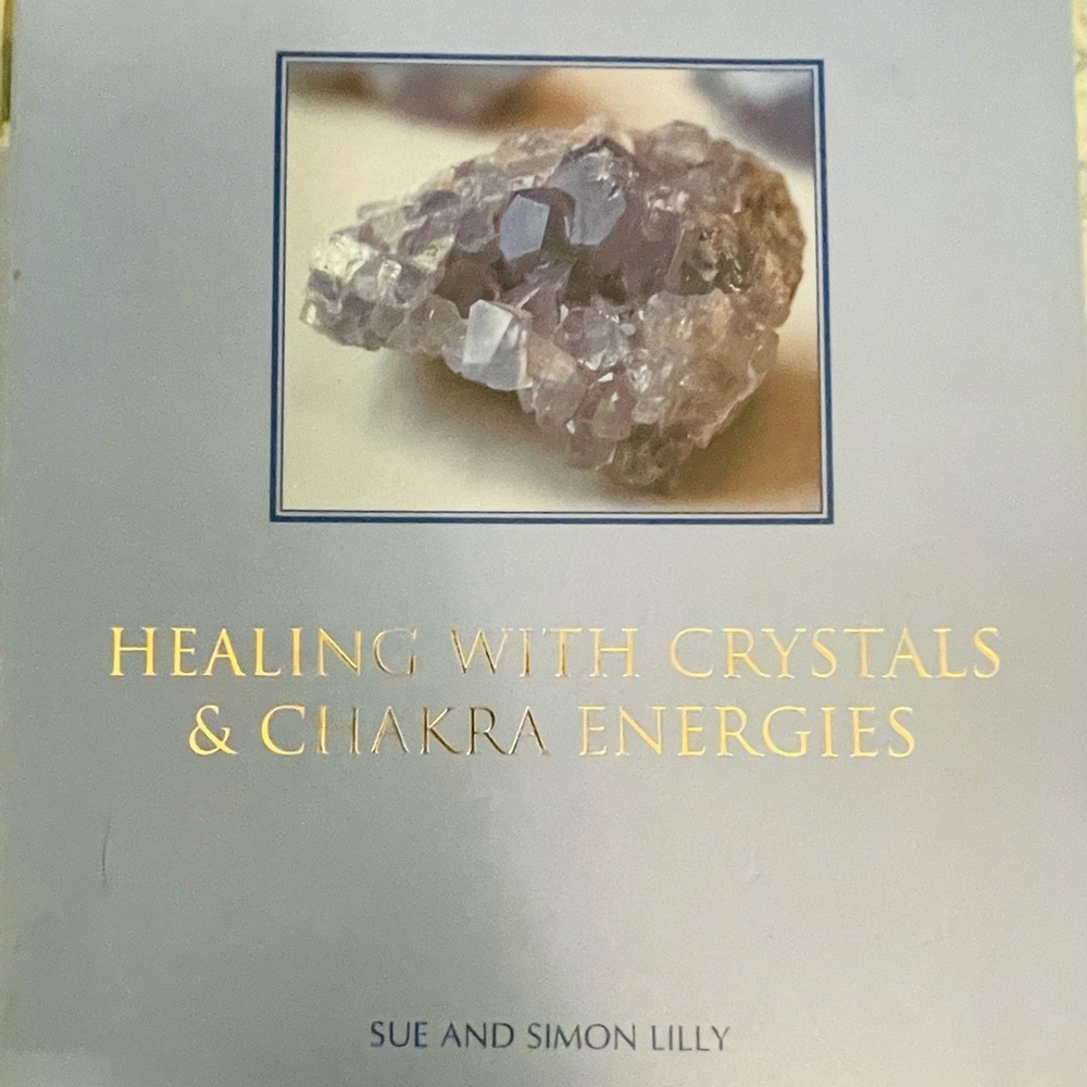 Healing with Crystals & Chakra Energies Book